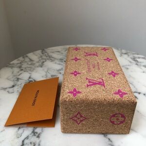 Louis Vuitton Yoga Brick Resort Limited Edition Collection NWT 2026
